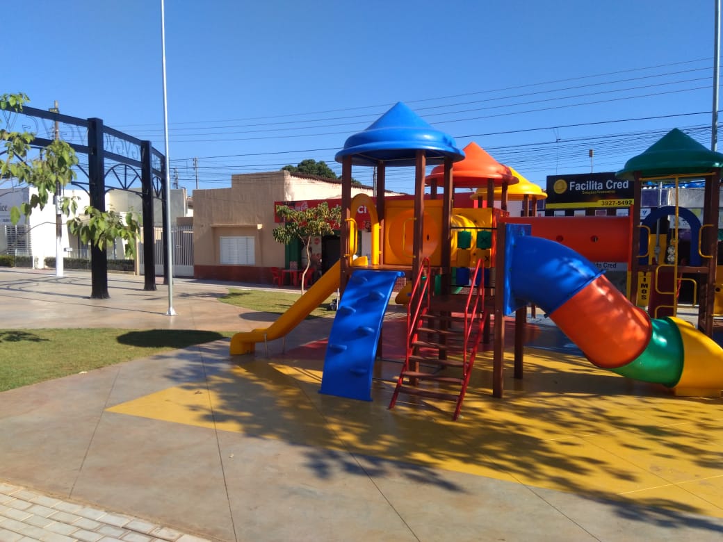 6-PARQUE INFANTIL 1.jpg